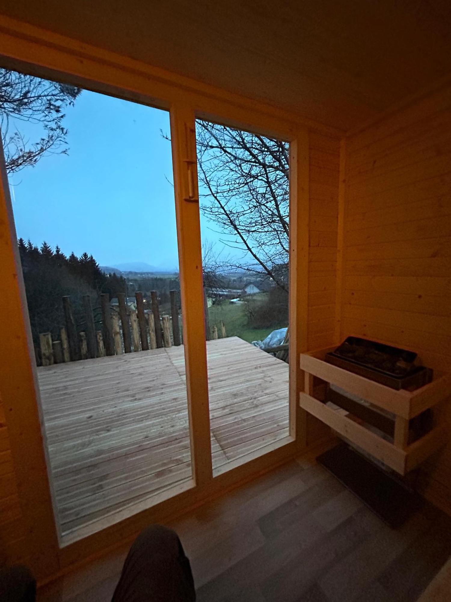 Fridas Place - Der Blick Ueber Ganz Villach - 160 M2 Ferienoase - Ganzes Haus Bis Zu 8 Personen Dış mekan fotoğraf