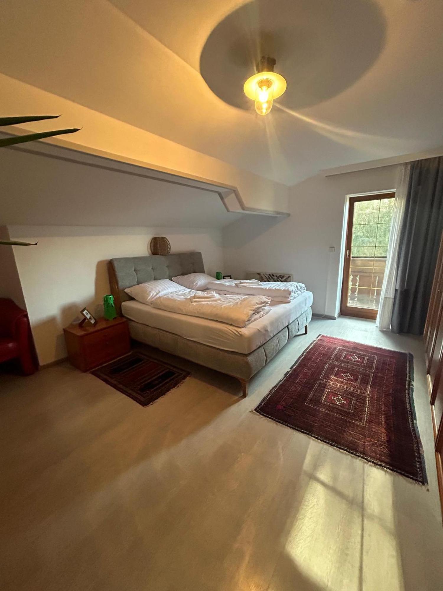 Fridas Place - Der Blick Ueber Ganz Villach - 160 M2 Ferienoase - Ganzes Haus Bis Zu 8 Personen Dış mekan fotoğraf