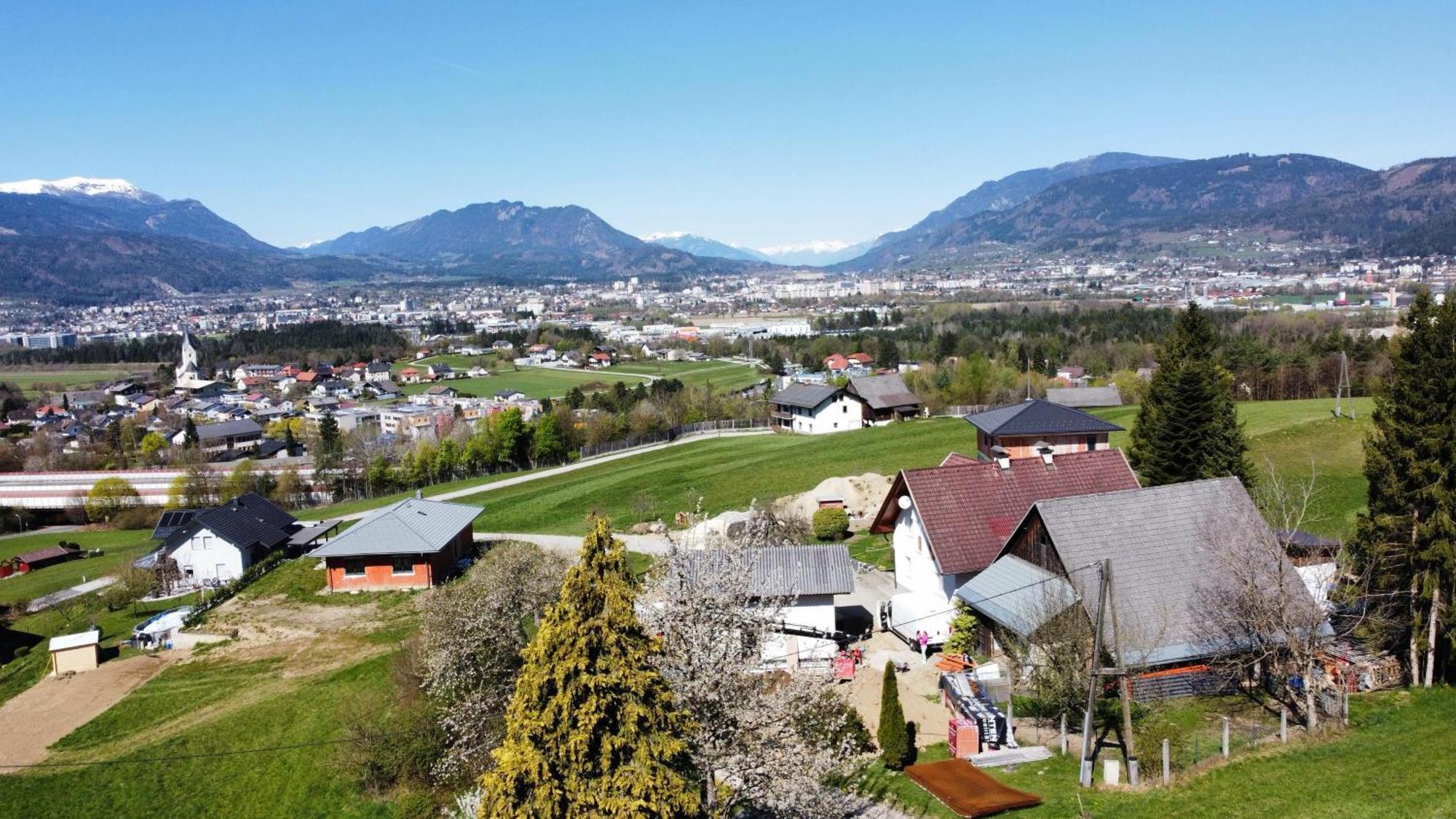 Fridas Place - Der Blick Ueber Ganz Villach - 160 M2 Ferienoase - Ganzes Haus Bis Zu 8 Personen Dış mekan fotoğraf